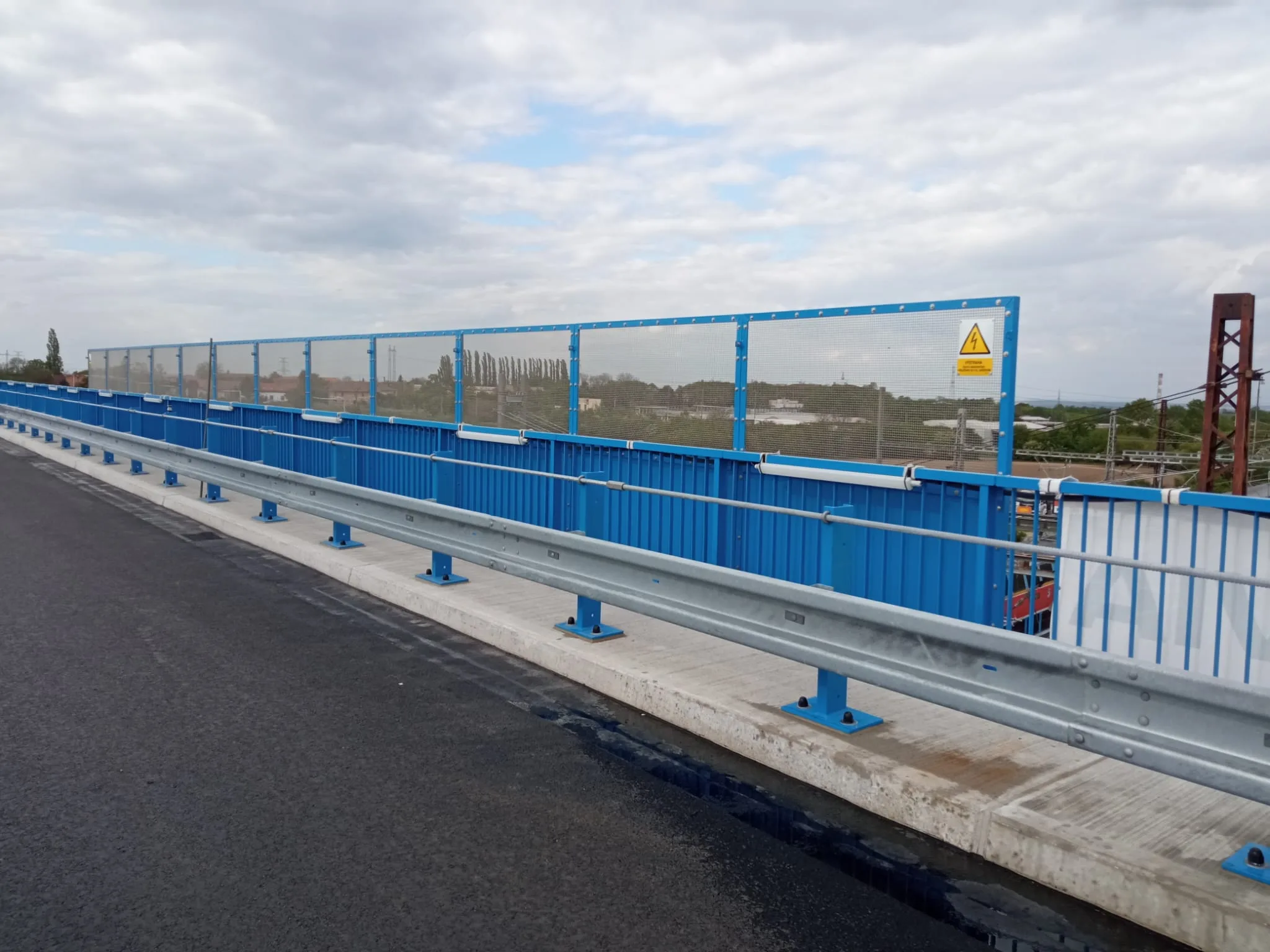 1760983903393_MOSTNÍ ZÁBRADLÍ MSTĚTICE.webp